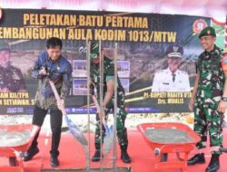 Pj Bupati Barut Ikut Letakan Batu Pertama Pembangunan Aula Kodim 1013 MTW