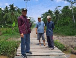 Dewan Minta Perhatian Khusus Infrastruktur Jalan dan Jembatan di Desa Terusan Raya