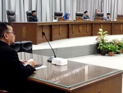 DPRD Barito Utara : Rapat Paripurna II Penyampaian Pandangan Umum Fraksi terhadap Raperda APBD TA 2024