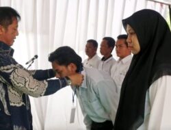 Pj Bupati Barut Kukuhkan Pokdarwis Antai Bekeruku Gunung Timang