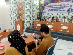 KesbangPol Laksanakan Sosialisasi Pendidikan Politik Dalam Rangka Perkuat Pemilu Dan Pilkada Serentak Tahun 2024