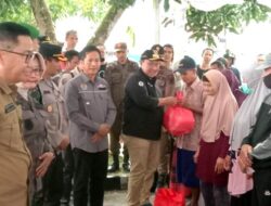 Wagub Bersama Romobongan Kunjungi Pasar Penyeimbang di Teweh Tengah dan Kelurahan Jingah