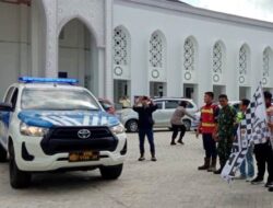 Pj Bupati Barut Lepas Rombongan Wisata Belanja Ramadhan 1445 Hijriah Tahun 2024