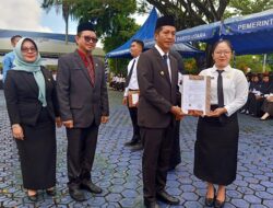 Pj Bupati Muhlis Serahkan Secara Simbolis SK 714 PPPK Formasi Tahun 2023