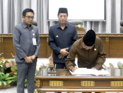 Rapat Paripunakan Penyampaian Rekomendasi DPRD Terhadap LKPJ Bupati