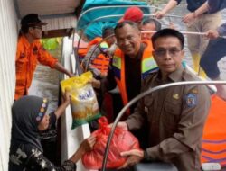 Pemkab Mura Salurkan Bantuan Untuk Korban Banjir