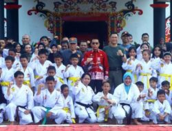 Personil Satpol PP Mura dan Pemadam Kebakaran di Latih Beladiri Karate