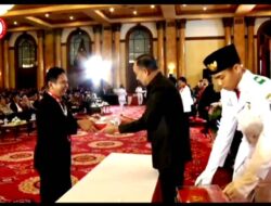 Badan KesbangPol Menerima Duplikat Bendera Pusaka Dari BPIP