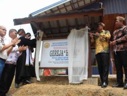 Pj Bupati Mura Hadiri Peresmian Gereja di Kecamatan Batura