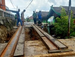 DPUPR Barut Lakukan Penanganan Darurat Jalan Ambrol di Jalan Merpati