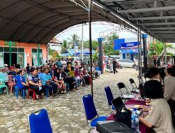 Ratusan Sertipikat Diserahkan ke Masyarakat Desa Kandui