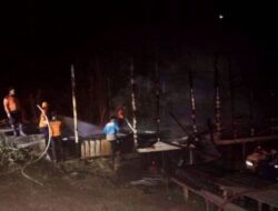 BPBD Barut Lakukan Pemadaman Langsung Kebakaran di Desa Malawaken, Satu Gereja Terdampak