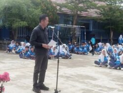 Guru Diminta Tidak Main TikTok Saat Jam Kerja