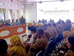 PJ Bupati Barut Buka Rakor Ketenagakerjaan Tahun 2025