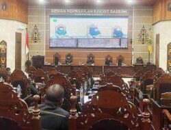 Rapat Paripurna DPRD Kapuas Setujui Raperda Pertanggungjawaban APBD 2024