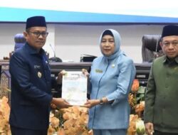 Pj Bupati Barut Sampaikan Pertanggungjawaban Pelaksanaan APBD 2024 pada Rapat Paripurna DPRD Barito Utara