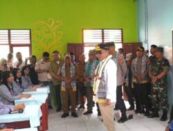 Gubernur Kalteng Tinjau SMA Negeri 1 Murung, Bawa Bantuan Teknologi dan Gelar Pasar Murah