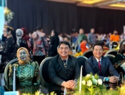 Bupati Barito Utara Beri Ucapan Selamat Pada Resepsi Pernikahan Putra Gubernur Kalteng