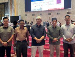 Bupati Barito Utara Sholat Jumat di Masjid Istiqlal, Apresiasi Pengelolaan yang Profesional