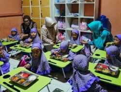 Ketua TP PKK Barito Utara Tinjau PAUD dan MBG, Tekankan Sinergi Untuk Kualitas Layanan