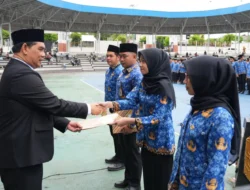 1.097 PNS Barito Utara Diambil Sumpah, Bupati Ingatkan: Amanah Melayani Bukan Dilayani