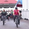 Semangat Sehat dan Silaturahmi, Bupati Barito Utara Pimpin Gowes Keliling Kota Muara Teweh