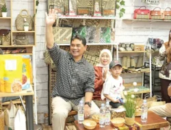 Bupati dan Ketua TP PKK Tinjau Stan Barito Utara di Kalteng Expo 2026, Apresiasi Kualitas Produk UMKM