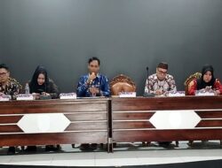 Parmana dan Rosi Serap Aspirasi Warga Teweh Tengah saat Reses