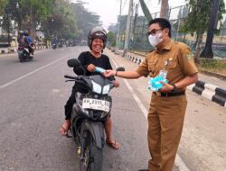 Di Tengah Kabut Asap, Korpri Barito Utara Bagikan 2.000 Masker ke Masyarakat